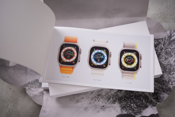 Apple Watch Ultra LTE 49mm Alpine Loop Size S đã hạ giá so với thời điểm mới ra mắt và là cơ hội cho khách hàng sở hữu đồng hồ thông minh, tiện ích với mức phí tối ưu  